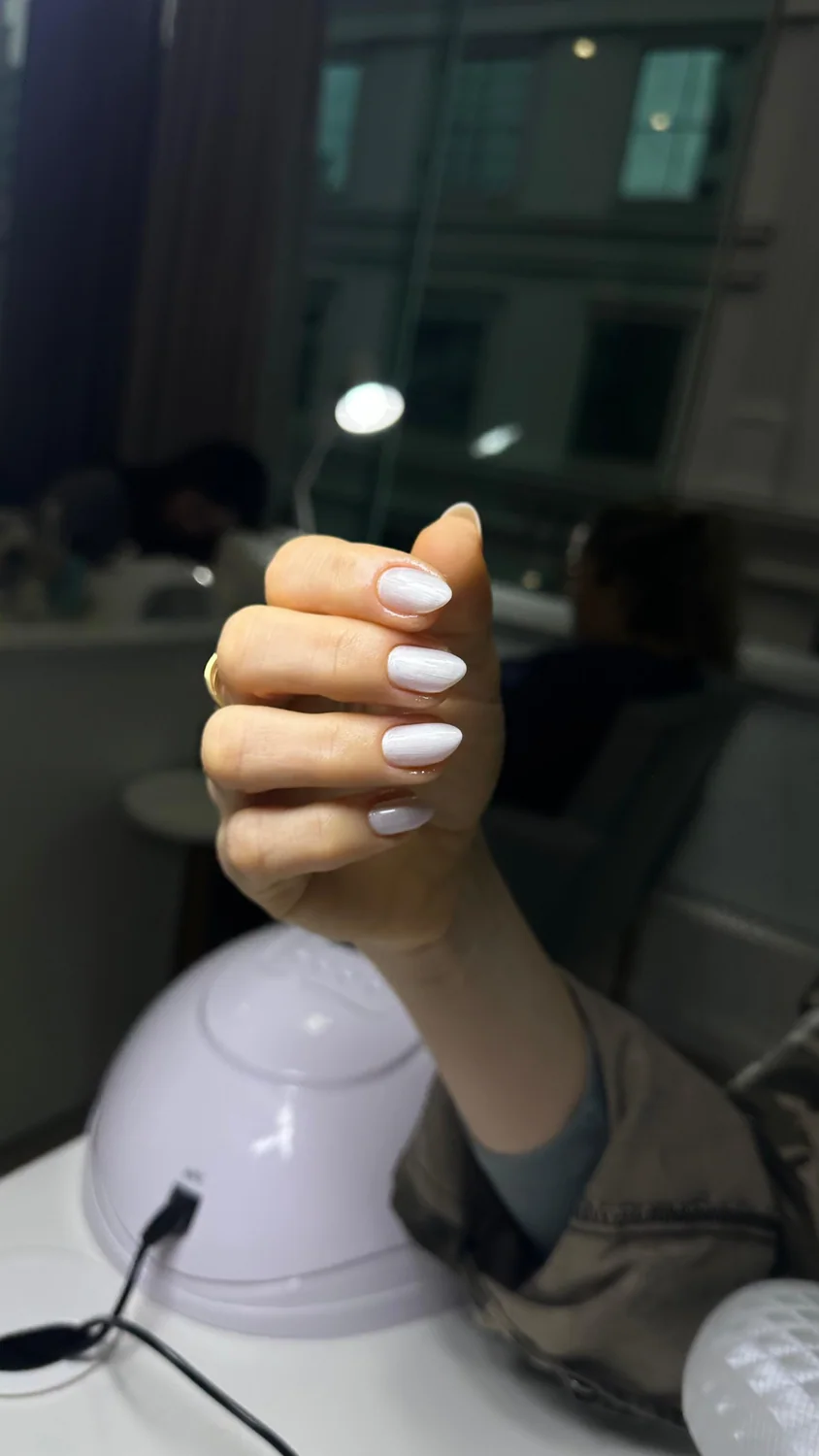 Trabalho recente de unhas feito por Paula Oliveira